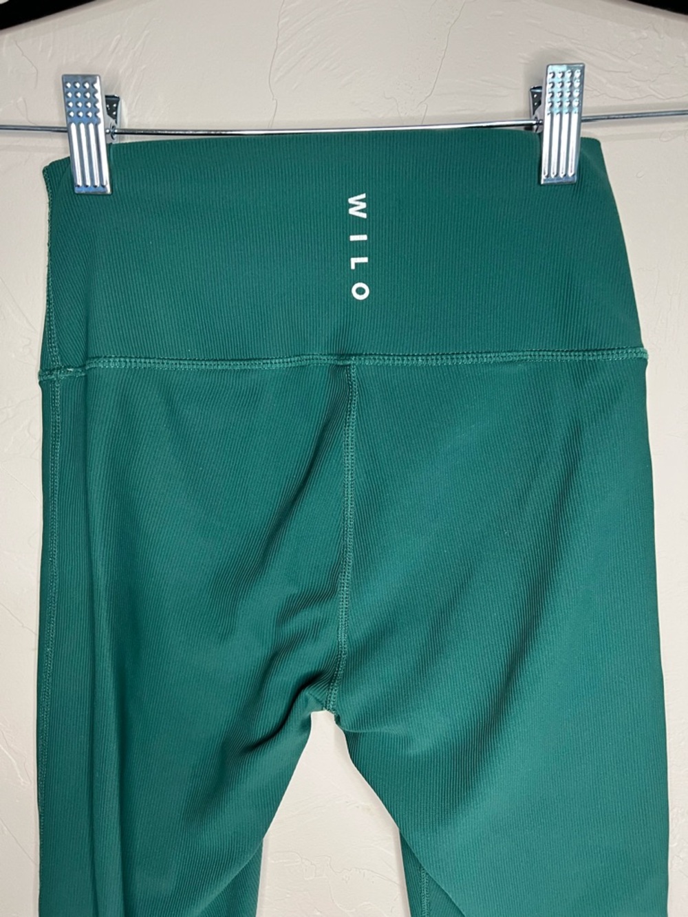 Wilo The Label Green Colorblock Ribbed Performance Leggings - Picture 6 of 9
